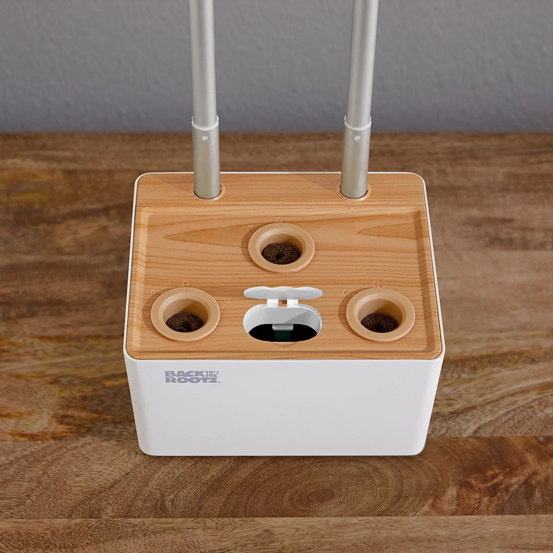 Online Exclusive: Back to the Roots LED Indoor Garden - Image 6
